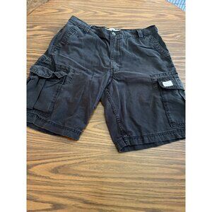 Levi’s black cargo shorts size 36.